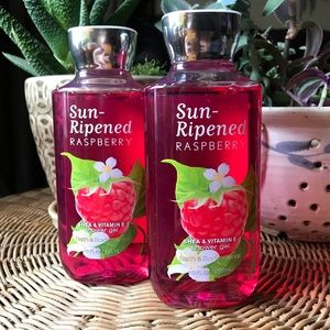Sun-Ripened Raspberry Shower Gel, Bath and Body 2